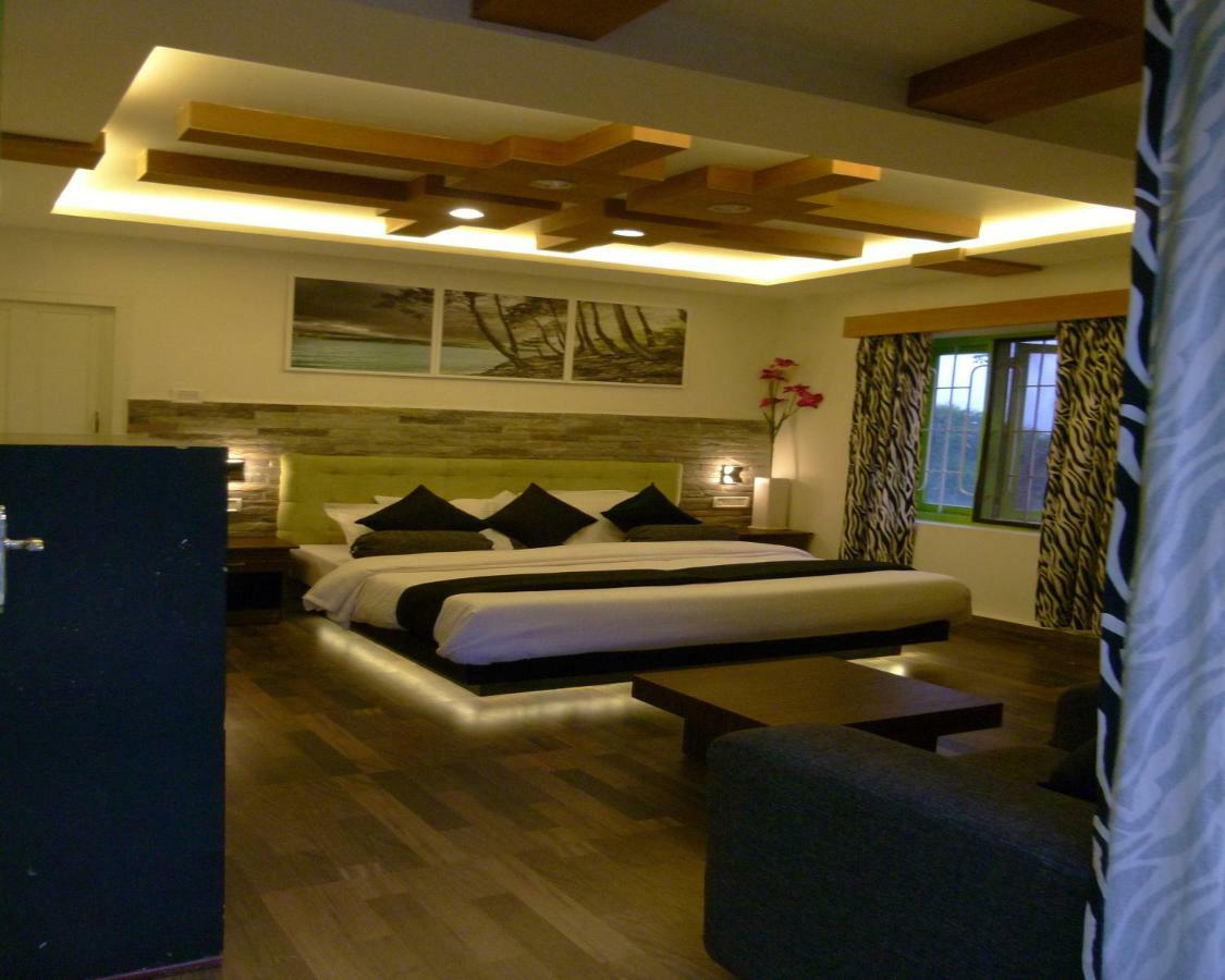 The Regalia Munnar Hotel Exterior photo